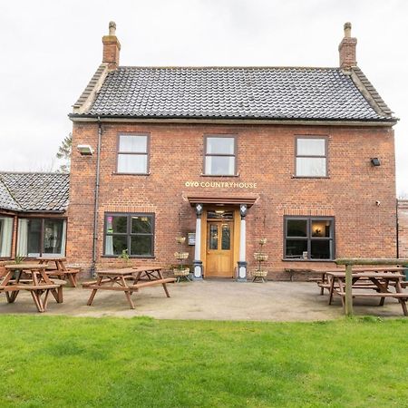Oyo Elm Farm Country House, Norwich Airport Horsham St Faith Bagian luar foto