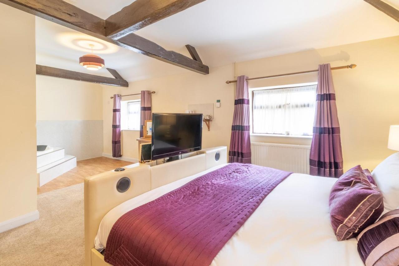 Oyo Elm Farm Country House, Norwich Airport Horsham St Faith Bagian luar foto